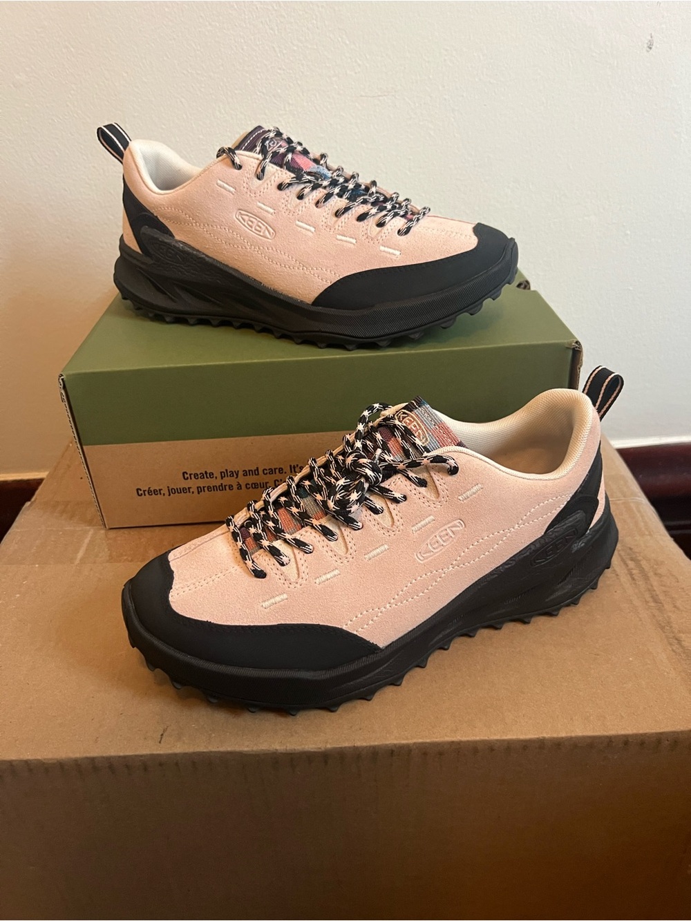KEEN Jasper Zionic Pink and Black Low-Top Women's Trail Sneakers